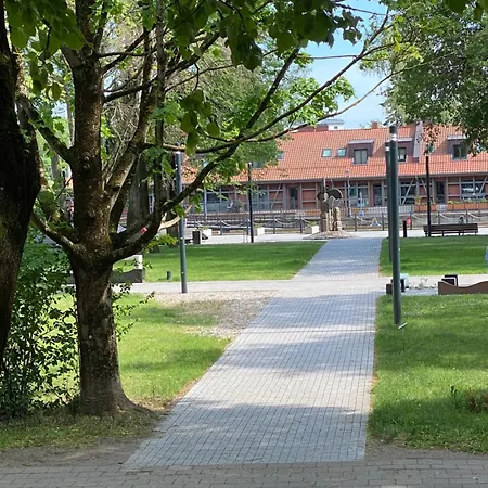 Danes Square With River View Apartment *