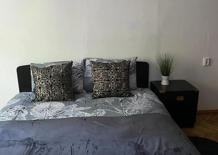 Danes Square With River View *